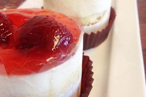 oc-temptations-cakes2